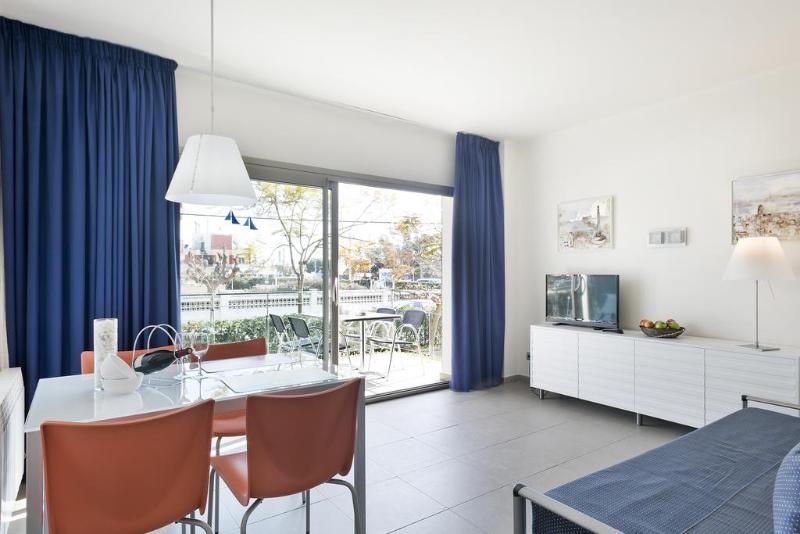 Apartamentos Castellmar 카스테데펠스 외부 사진
