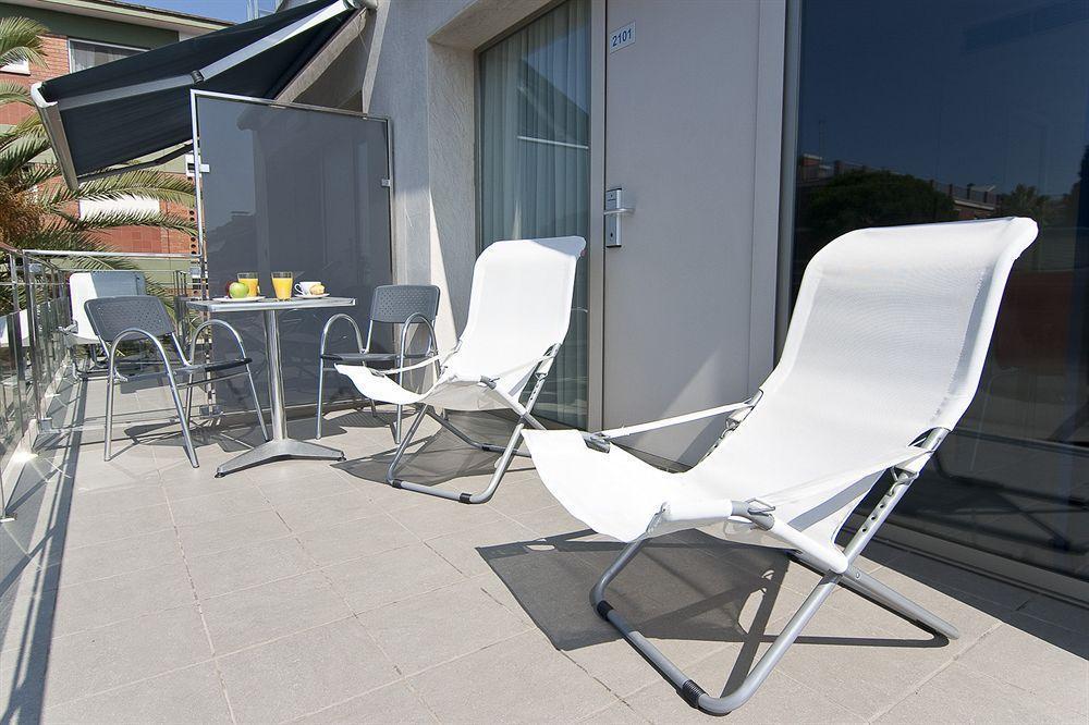 Apartamentos Castellmar 카스테데펠스 외부 사진