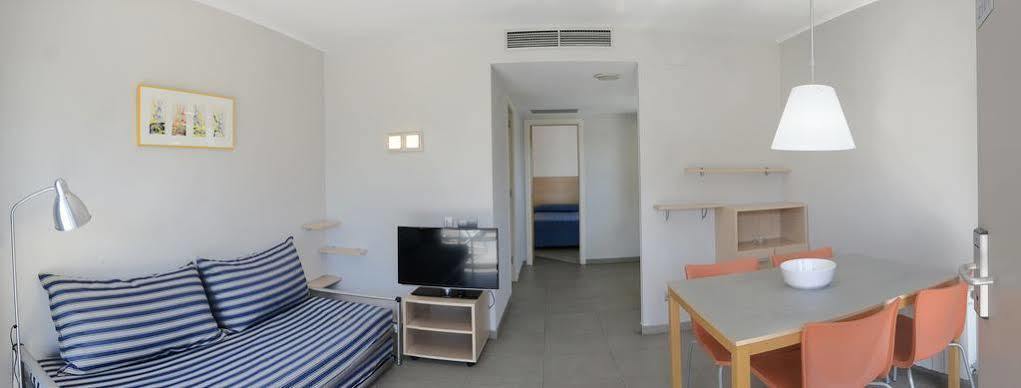 Apartamentos Castellmar 카스테데펠스 외부 사진