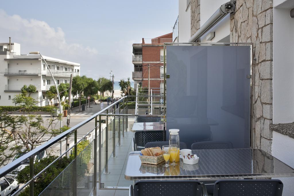 Apartamentos Castellmar 카스테데펠스 외부 사진