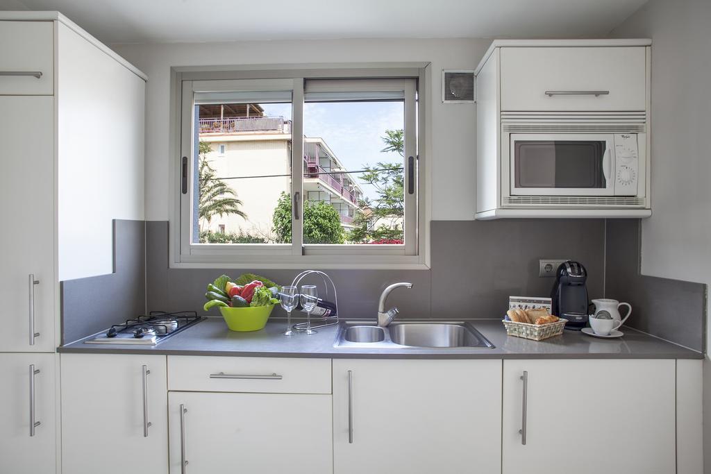 Apartamentos Castellmar 카스테데펠스 외부 사진